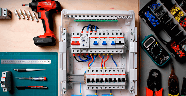 Цены на монтаж и сборку электрощита в квартирах и домах в Москве и МО