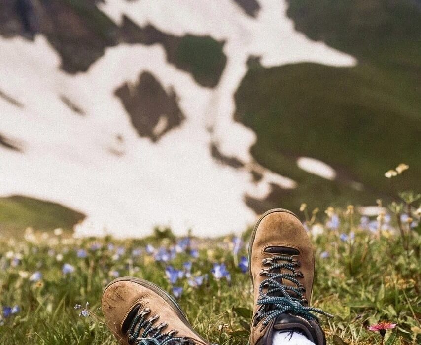 Как выбрать треккинговые ботинки для гор? Статья с примерами